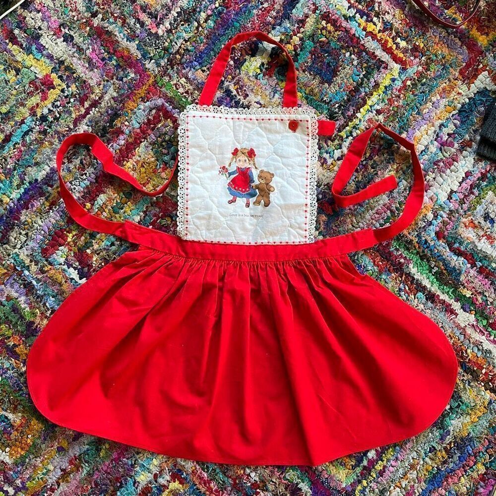 VTG 70s Handmade Kids Apron Cranston VIP Love Is A Bear Necessity
